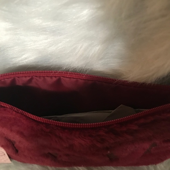 NWT OMG accessories make up bag medium FauxFur - Picture 4 of 4